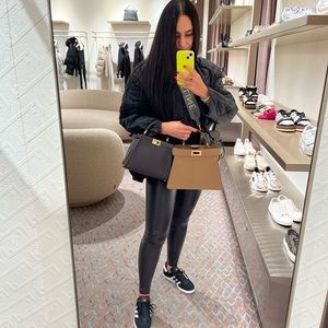 Meet your Posher, Jennifer